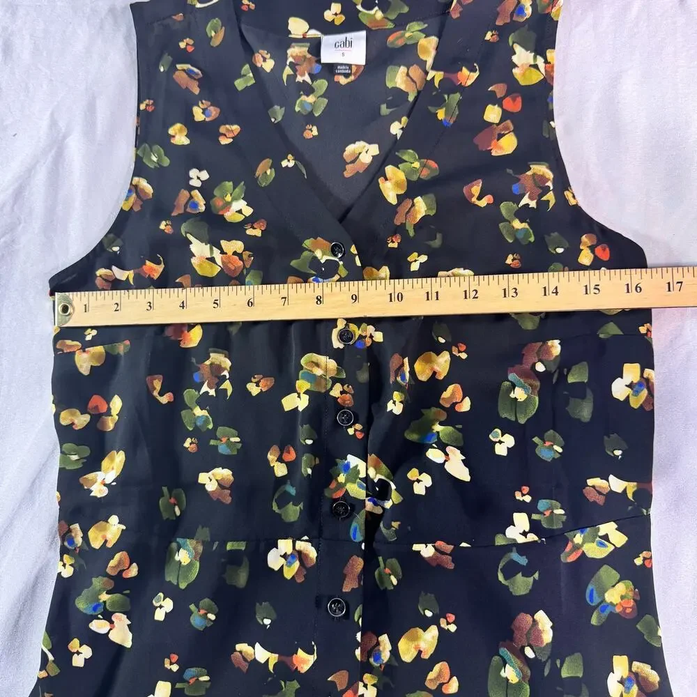 CAbi Flamo Blouse Style 6110 Floral Sleeveless V Neck Top Small Black